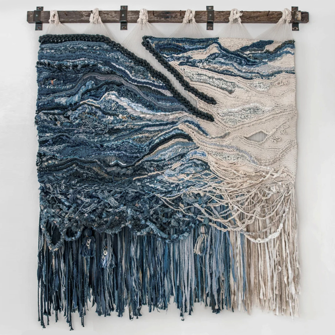 Большой гобелен в синих оттенках Blue Undine