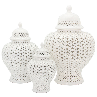 Ваза с крышкой White Ceramic Carving Vase
