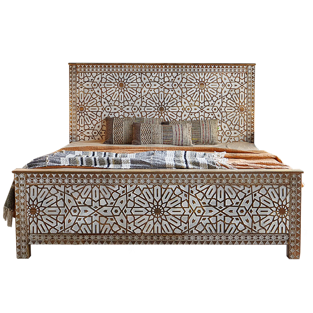 Двуспальная кровать из массива манго с резьбой Celestino Grey Mango Bed