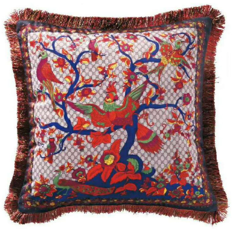 Декоративная подушка Cтиль Gucci Birds On The Tree