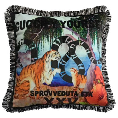 Декоративная подушка Cтиль Gucci Tigers