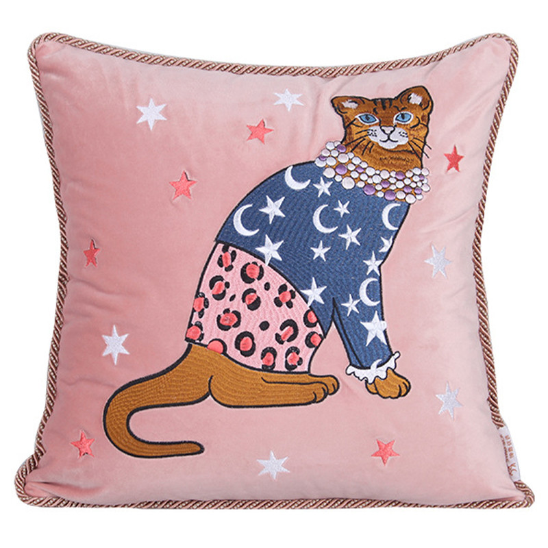 Декоративная подушка с вышивкой Magic Cat Embroidery Cushion
