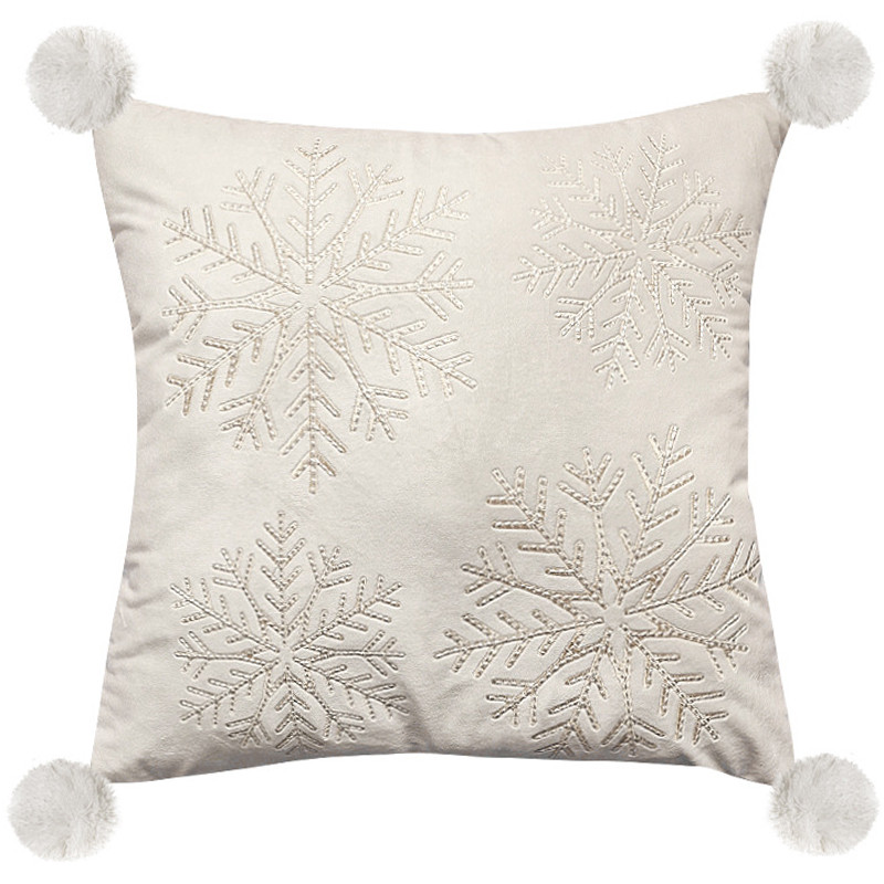 Декоративная подушка с помпонами Snowflakes