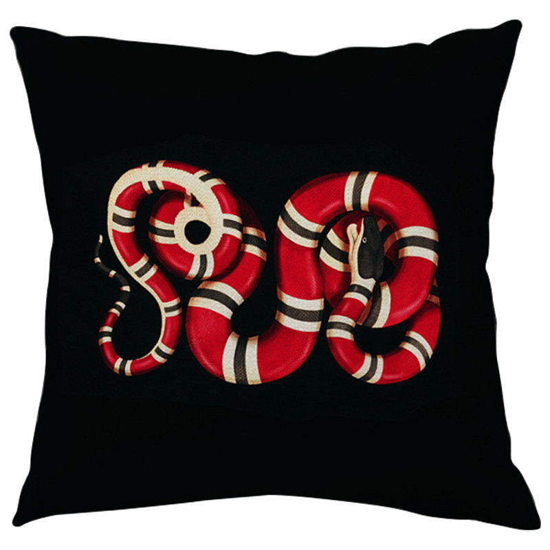 Декоративная подушка Стиль Gucci Micrurus Snake Black