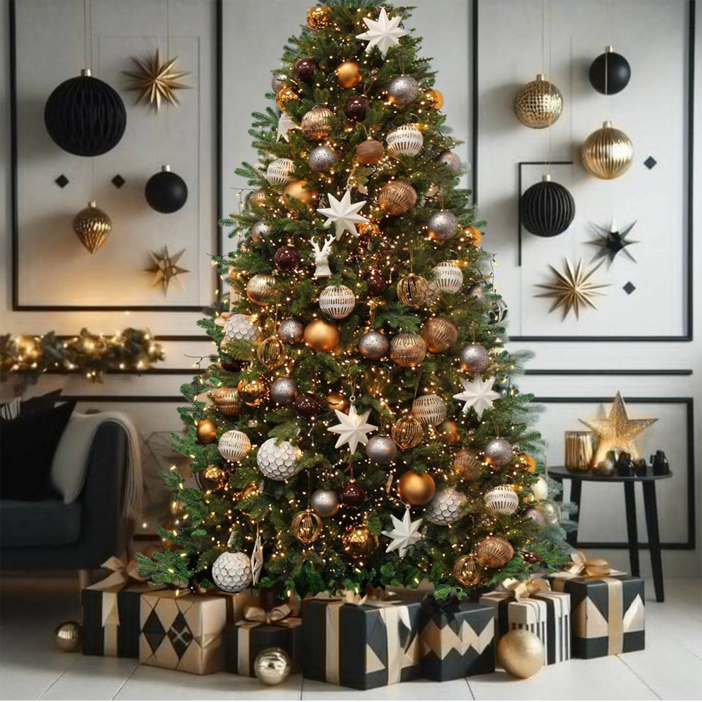 Дизайнерская елка украшенная золотыми и бронзовыми шарами и муляжами подарков в комплекте