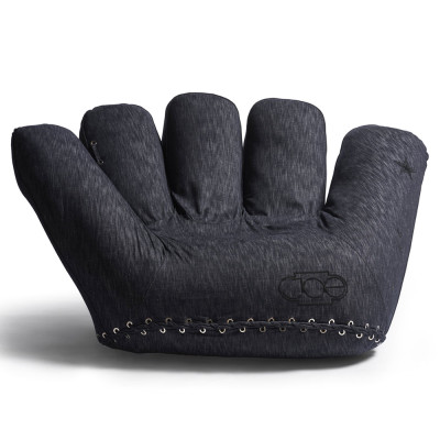 Дизайнерское кресло в форме руки Poltronova Joe Jeans Armchair