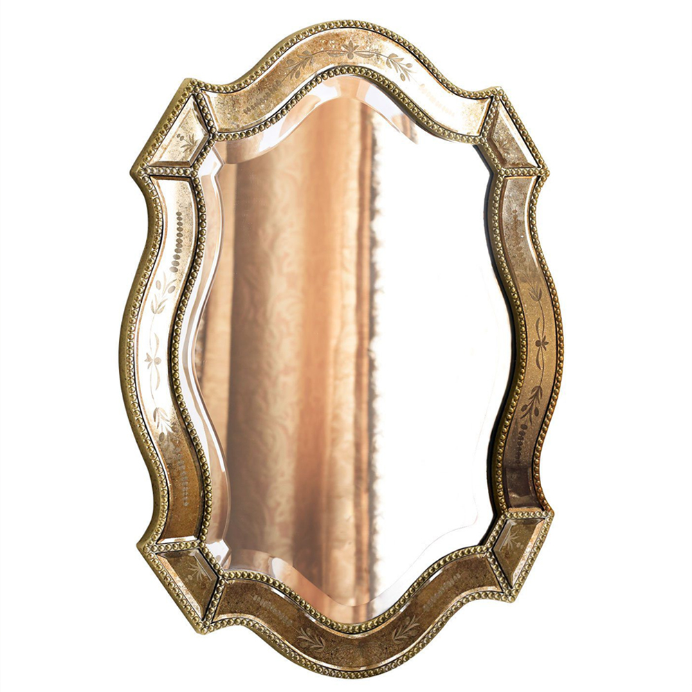 Зеркало настенное овальное в раме цвета шампань Mirror Splashes