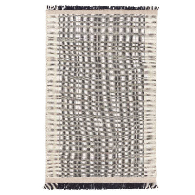 Ковер Woven from Wool с бахромой по краям