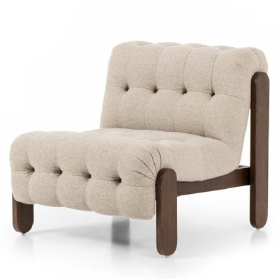 Кресло с деревянным каркасом и обивкой из ткани букле Medieval Furniture
