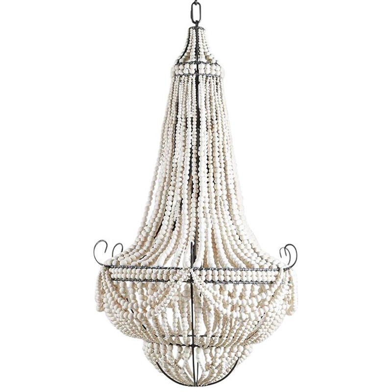Люстра каплевидной формы украшенная белыми бусинами Wooden Beads White Chandelier