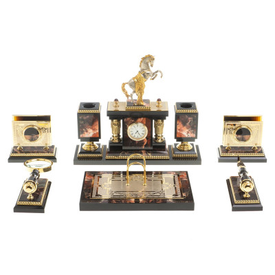 Настольный письменный набор из яшмы и долерита с декором в виде коня Manager Organizer