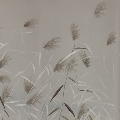 Обои ручная роспись Wild Grasses Special Colourway on Pale Grey dyed silk