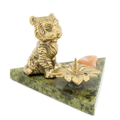 Подсвечник с фигуркой тигра из бронзы и натурального камня змеевик Stone Candlestick