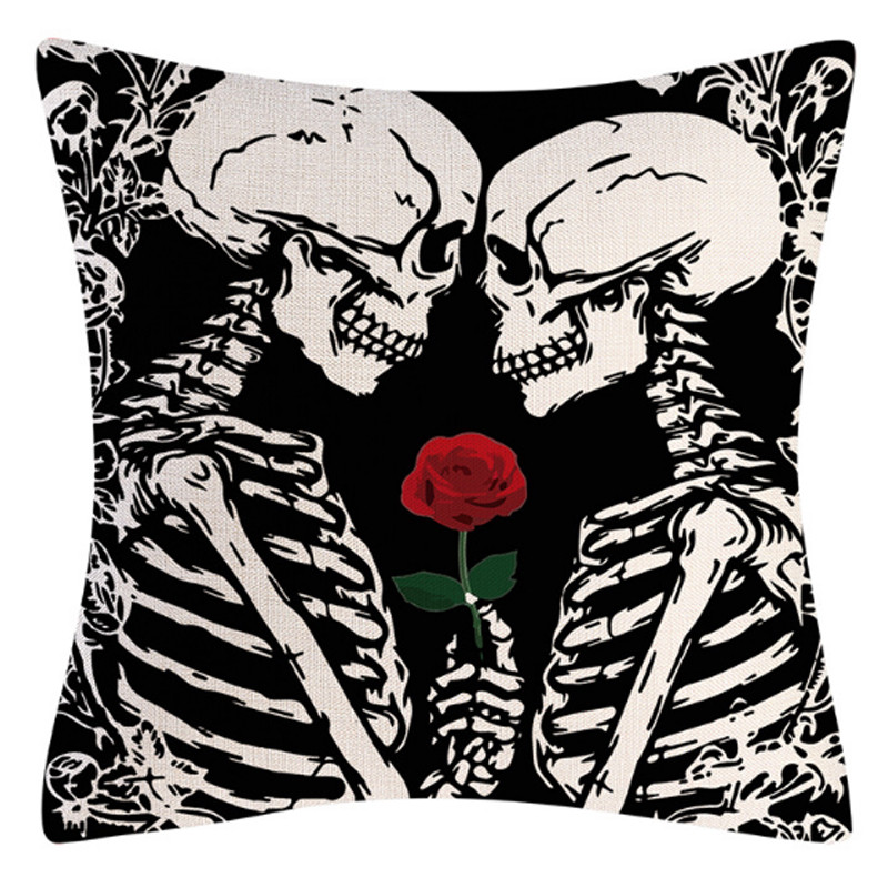 Подушка на Хэллоуин Lovers and Rose