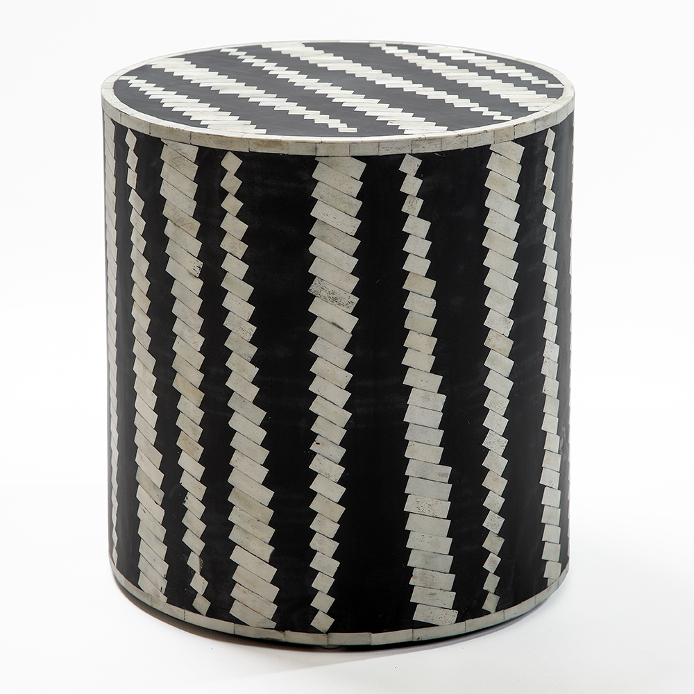 Приставной круглый столик с инкрустацией Black and White Geometry Stool