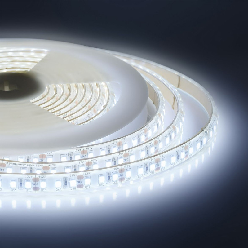 Светодиодная влагозащищенная лента 10W/m 120LED/m 2835SMD холодный белый 5M