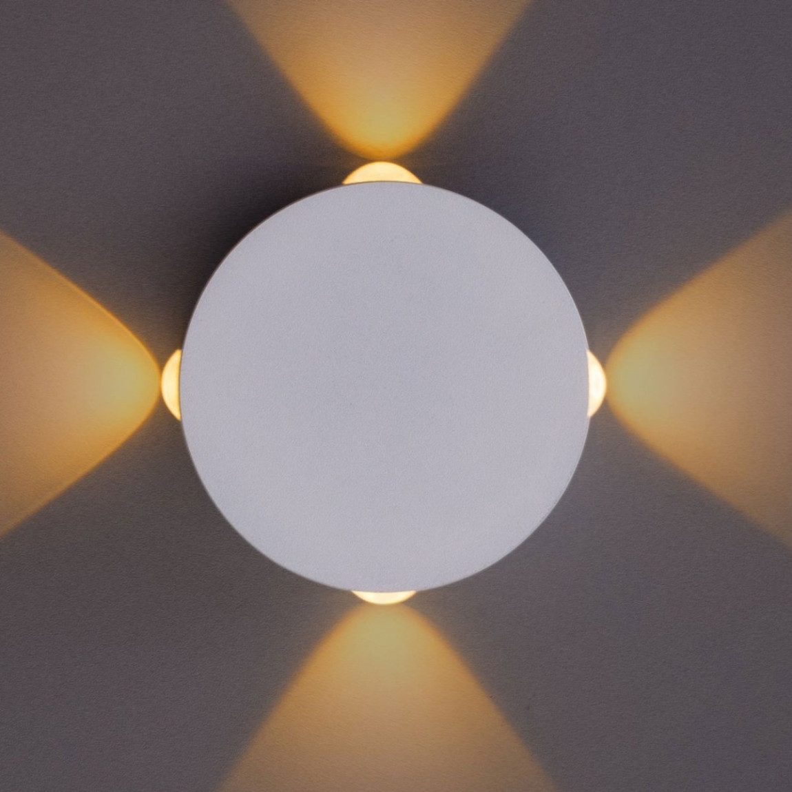 Спот Wall Lamp WITH LIGHT EMISSION ON FOUR SIDES