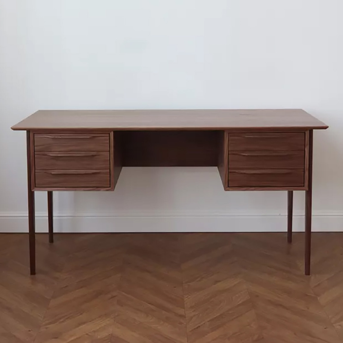 Стол письменный «STL 06»