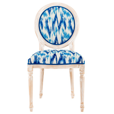 Стул с синим узором Ikat Pattern