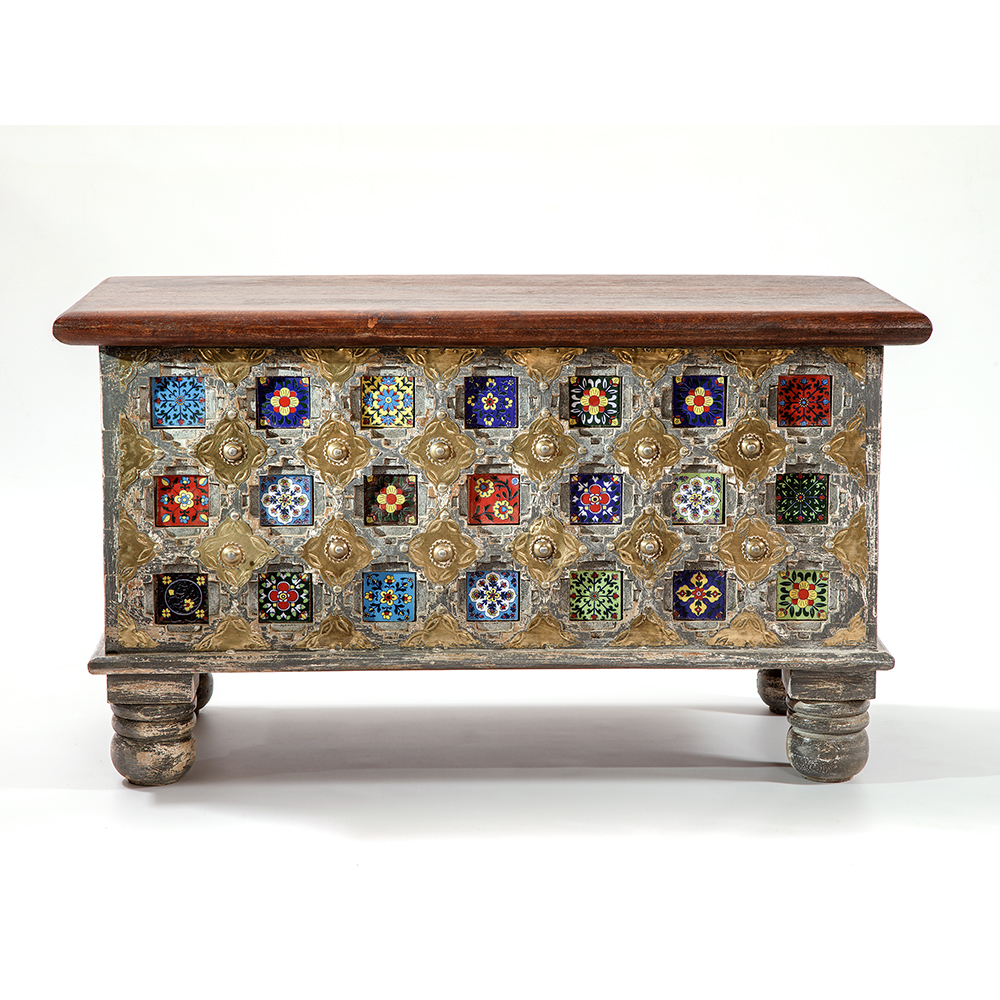 Сундук Multi-colored Inlay