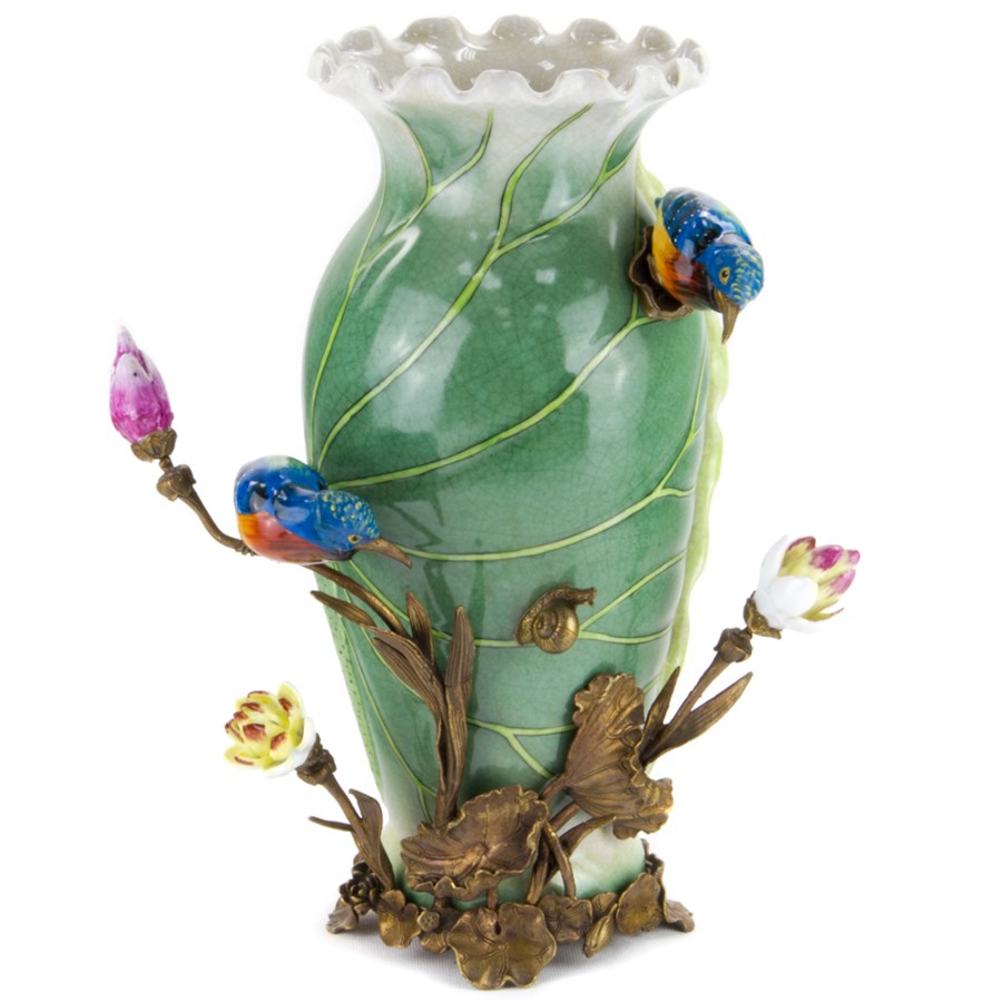 Фарфоровая ваза Folded Sheet