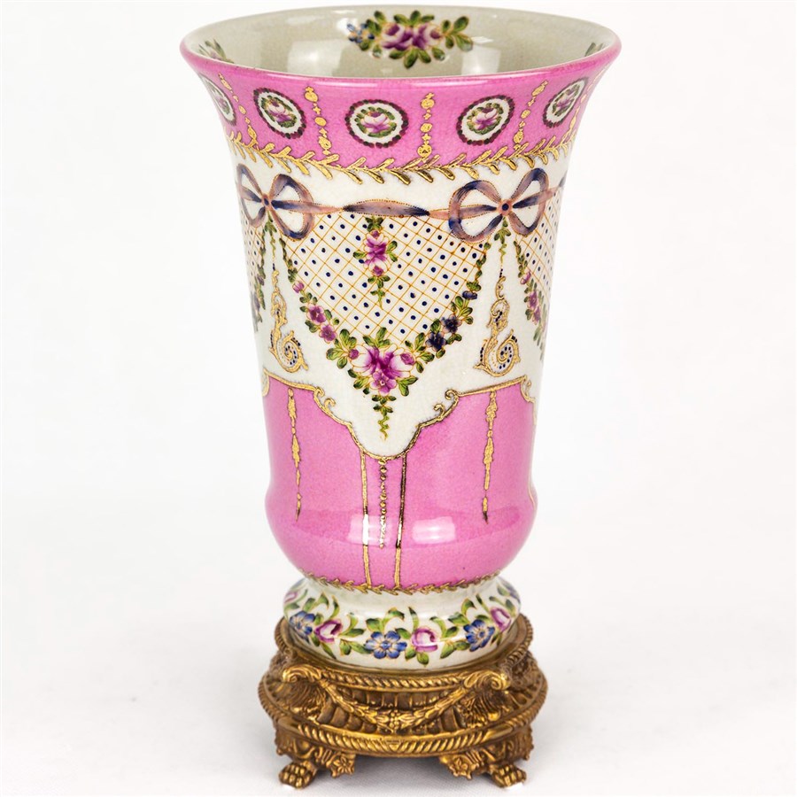 Фарфоровая ваза Pink Porcelain Vase