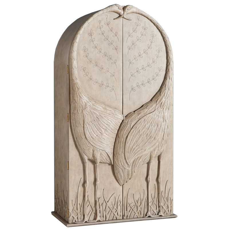 Шкаф ручная резьба Land & Sky Armoire