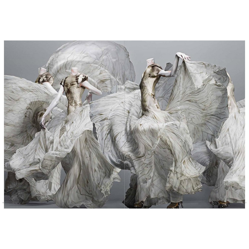 Alexander McQueen: Savage Beauty