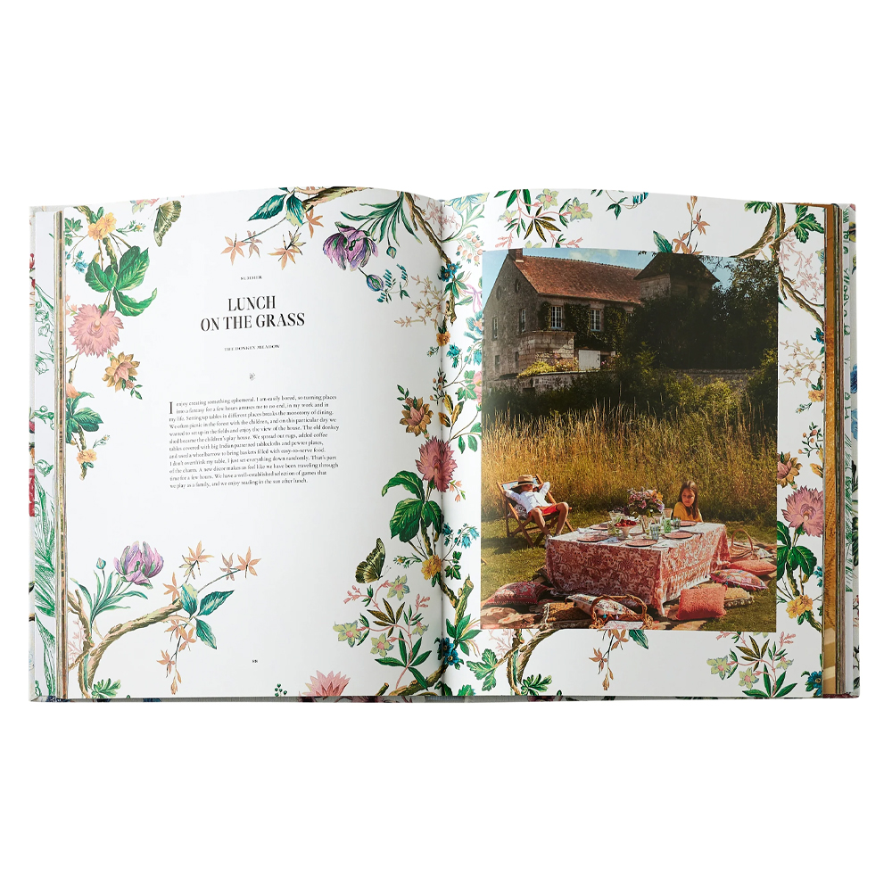 Life In A French Country House: Entertaining for All Seasons