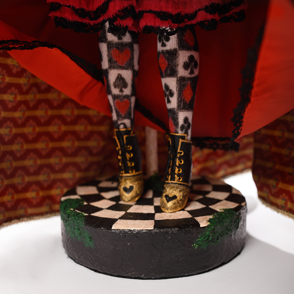Авторская кукла Красная Королева Iracebeth of Crims