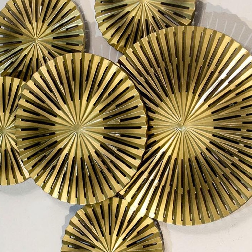 Арт-объект Apollo Brown and Gold Wall Plaque Disc gap 9