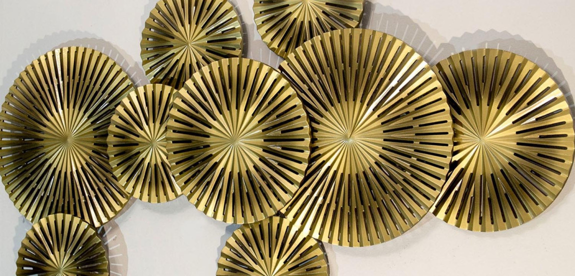 Арт-объект Apollo Brown and Gold Wall Plaque Disc gap 9