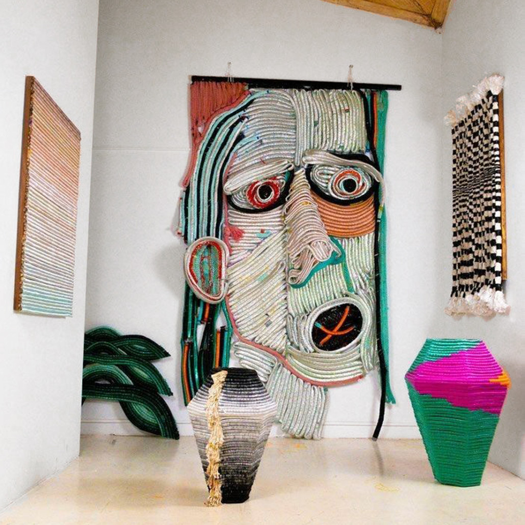 Арт-Объект плетеный из нитей большой портрет Joana Schneider