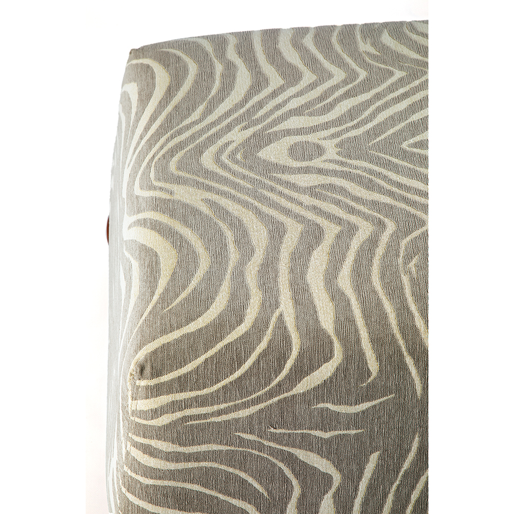 Банкетка Wakonda Gray Zebra с деревянными шариками