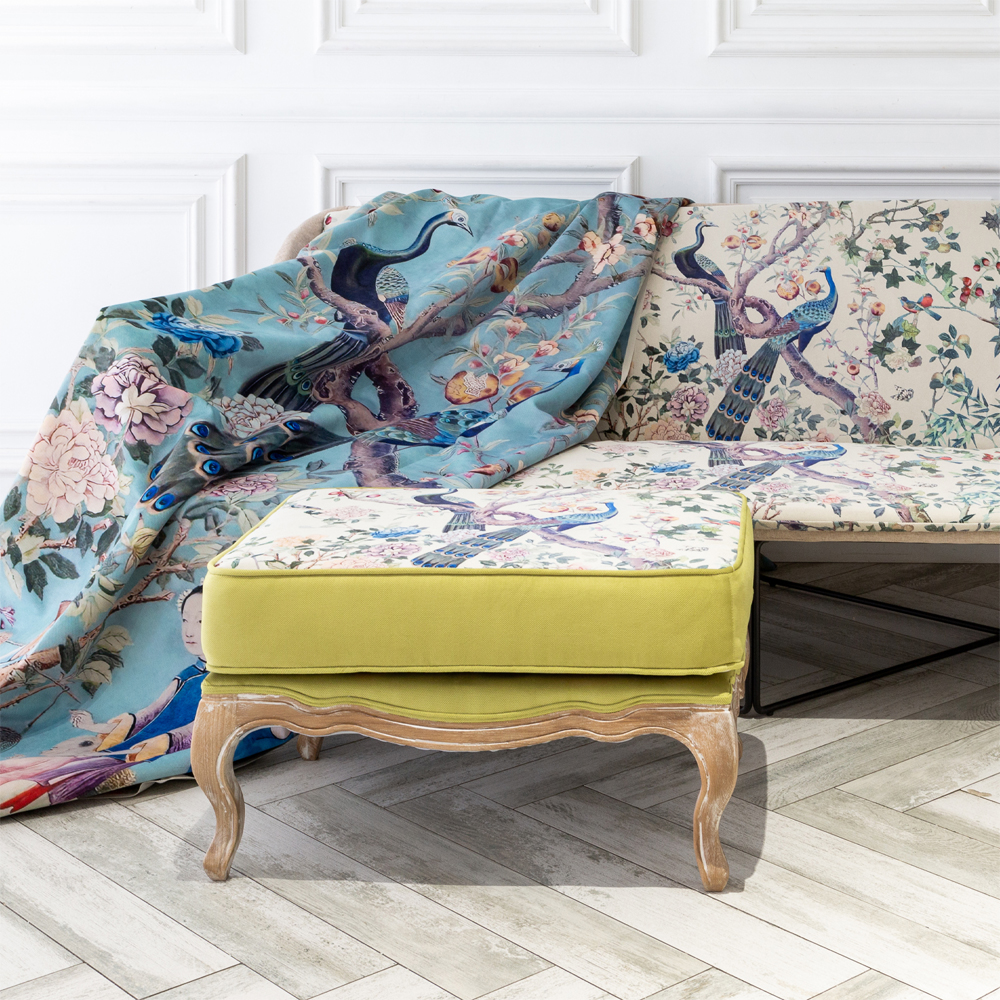 Банкетка из массива бука с изображением птиц и цветов Beige Green Chinoiserie Garden Banquette