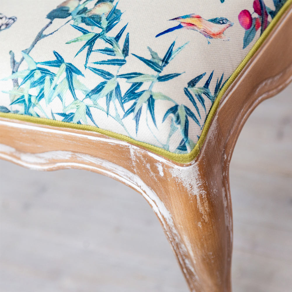 Банкетка из массива бука с цветочным принтом Beige Chinoiserie Garden Banquette