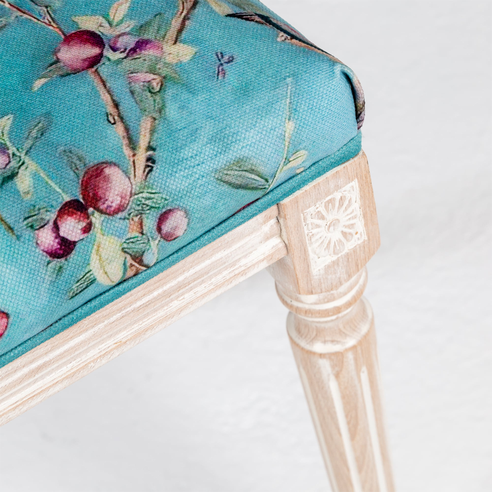 Банкетка из массива бука с цветочным принтом Turquoise Beige Chinoiserie Imperial  Garden Banquette