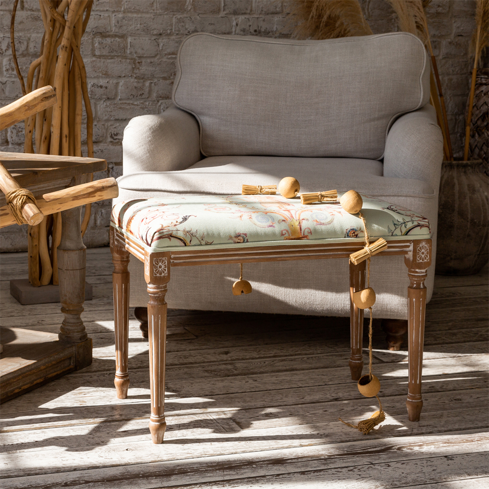 Банкетка из массива бука светло-зеленая с растительным орнаментом Raffael Angel Floral Banquette