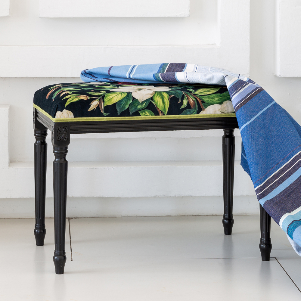 Банкетка из натурального бука черная с изображением птиц и цветов Blooming Birds2