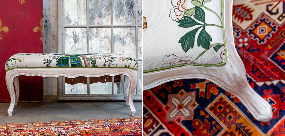 Банкетка с зелеными павлинами Emperor's Bird