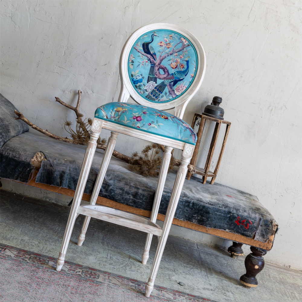 Барный стул из массива бука с изображением птиц и цветов Turquoise Beige Chinoiserie Garden Chair