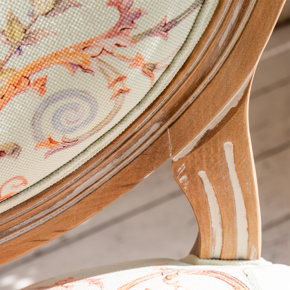 Барный стул из массива бука светло-зеленый с растительным орнаментом Raffael Angel Green Bar stool