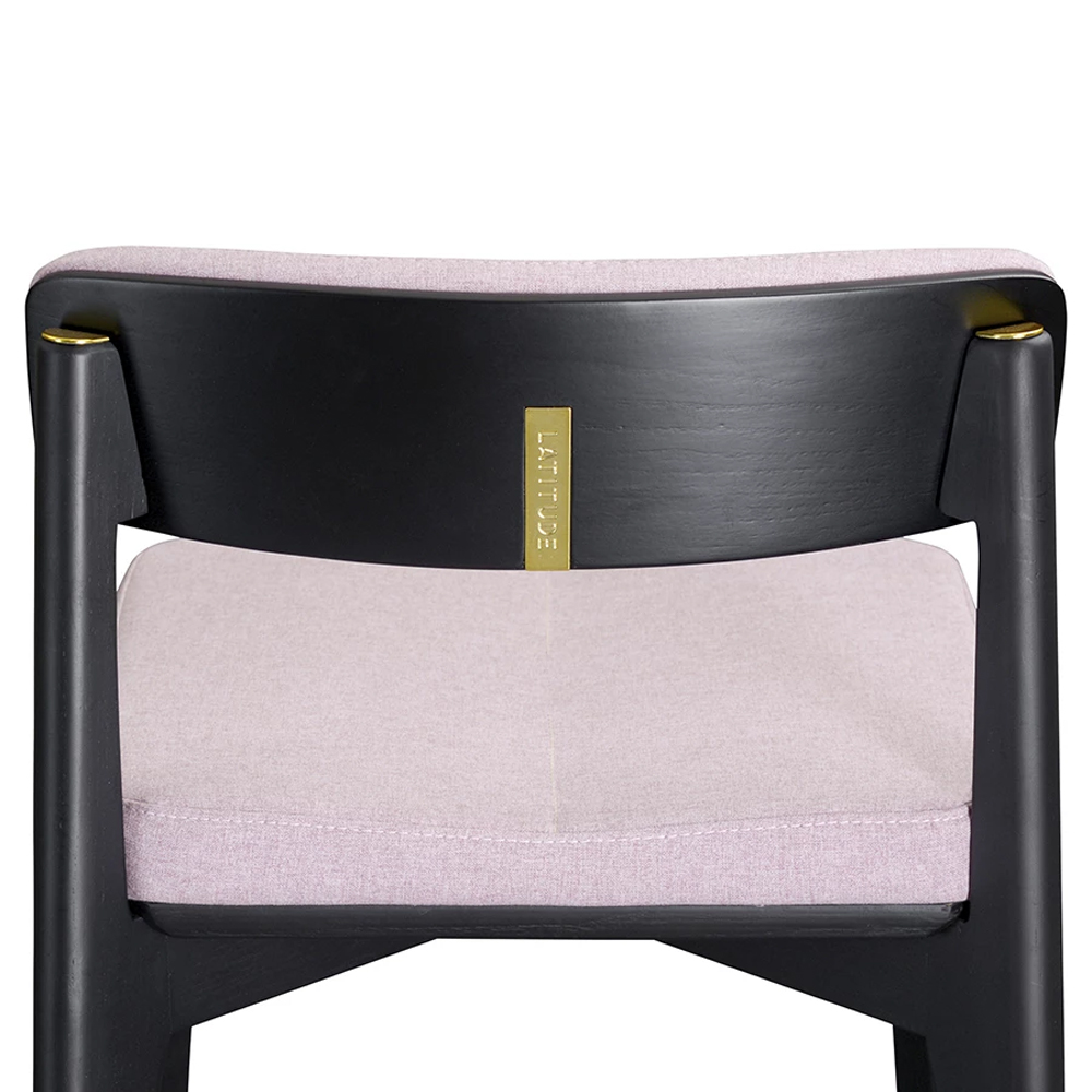 Барный стул из массива ясеня с обивкой из рогожки Elegant Ash Shape