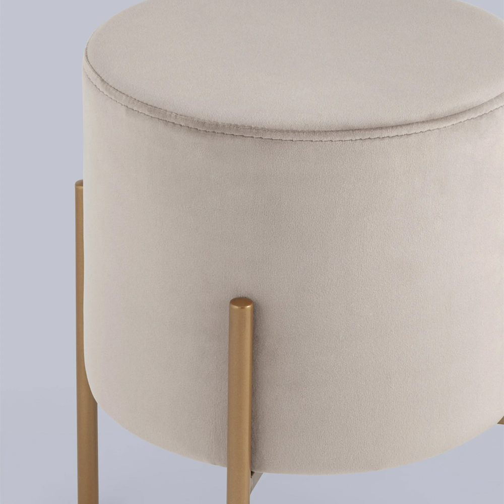 Бежевый пуф на золотистых ножках SANJAY