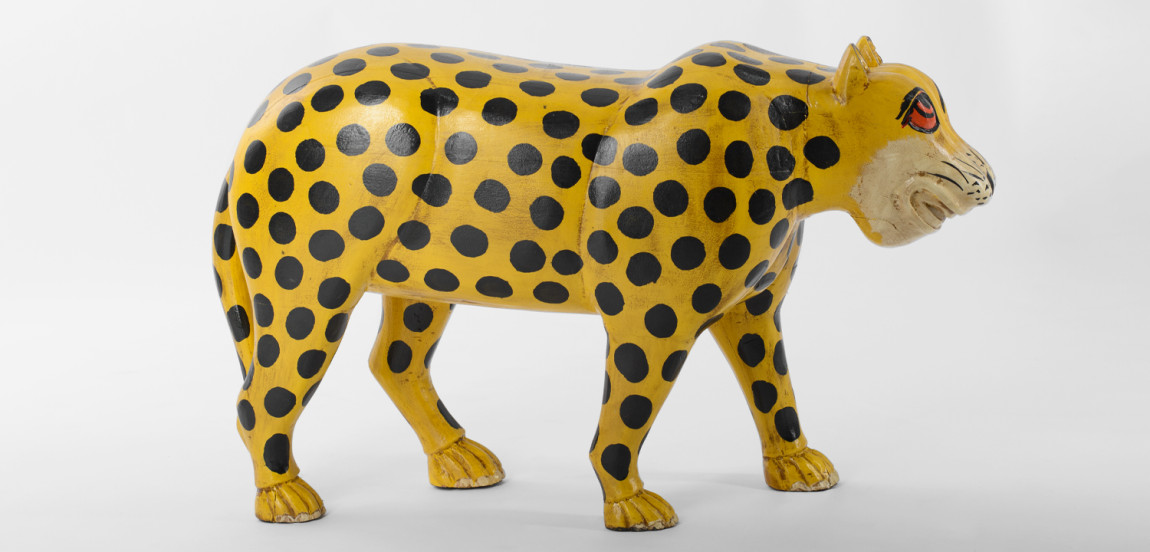 Большая деревянная статуэтка Гепард