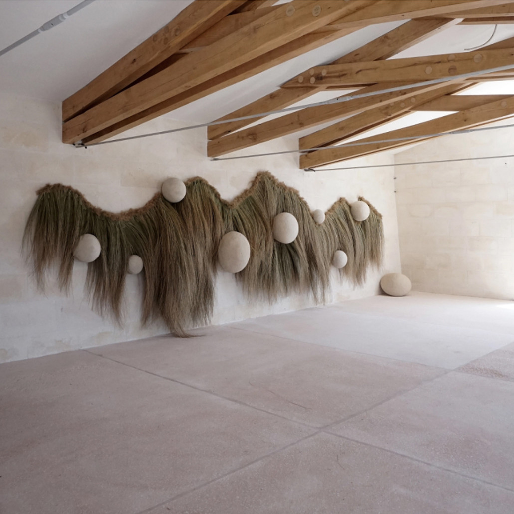 Большая дизайнерская Инсталляция из соломы RAFFIA Installation