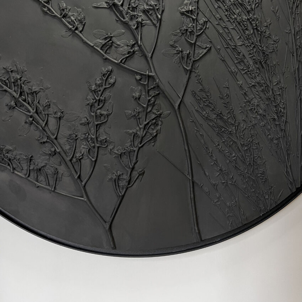 Ботаническое панно «Черная орхидея»