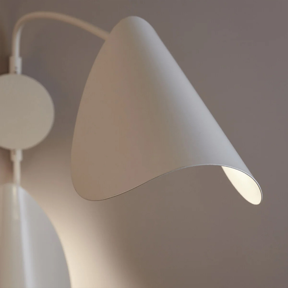 Бра бежевого цвета Aracea