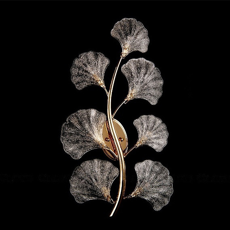 Бра в виде золотистой ветви с прозрачными листьями Andrea Wall Lamp