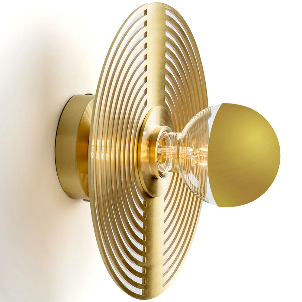 Бра в виде металлического диска Amadis Gold Wall Lamp